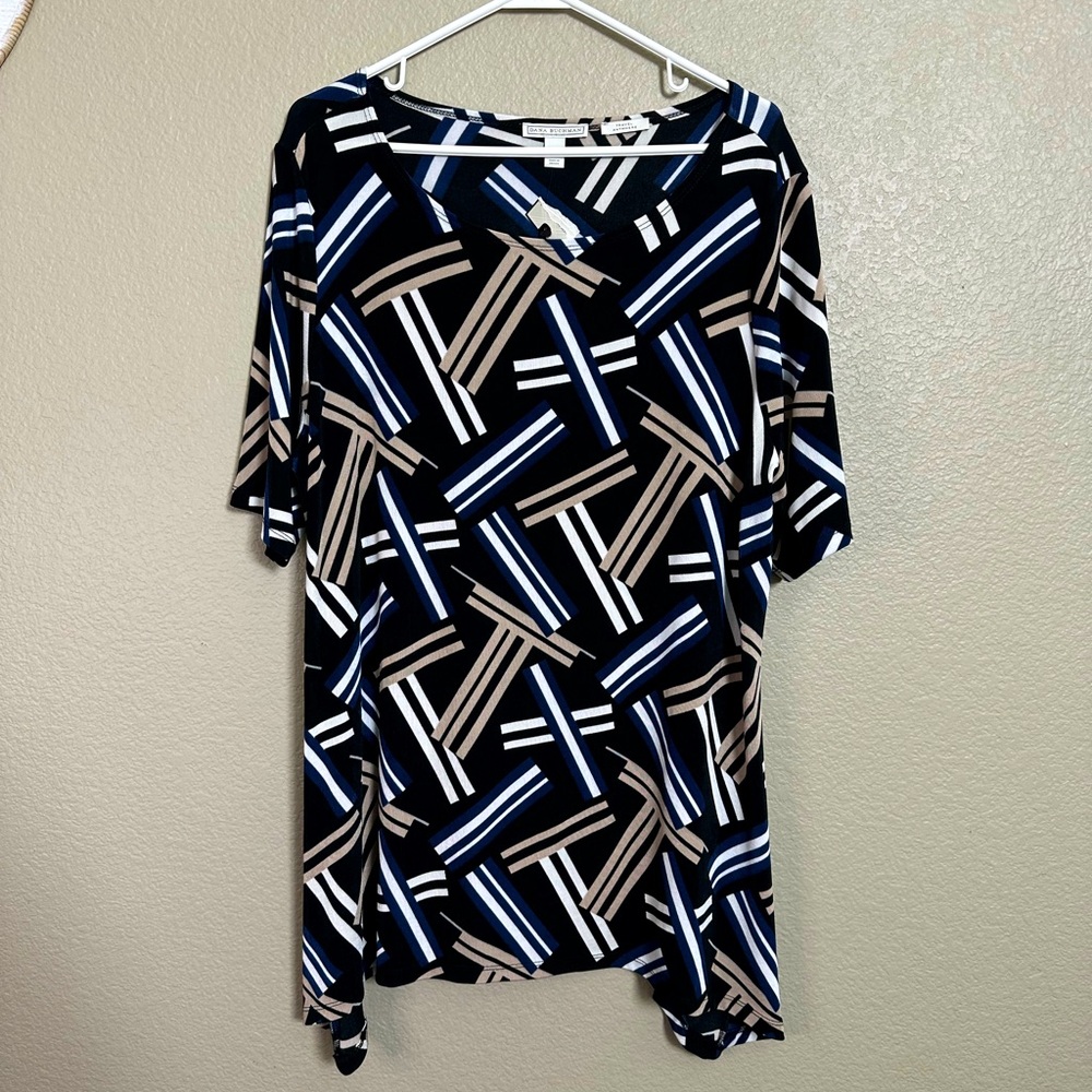NWT Dana Buchman Travel Anywhere Collection Art Deco Blouse Shirt